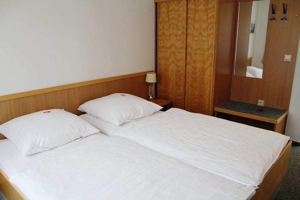 Hotel Alt Oesselse Sarstedt Luaran gambar
